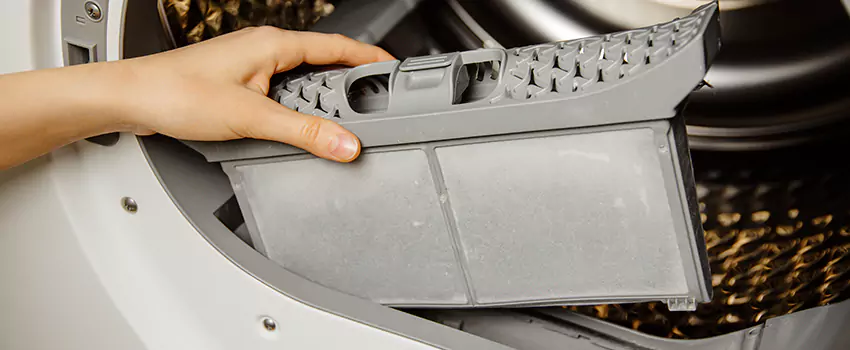 Signs Of A Clogged Dryer Lint Trap in Truckee, California